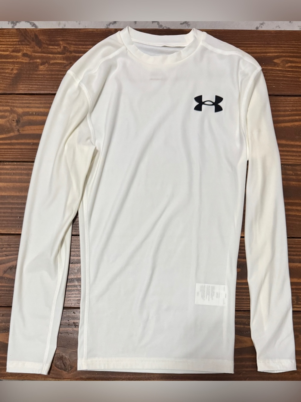 Under Armour Men’s heatgear White Long-Sleeve Performance Shirt small
